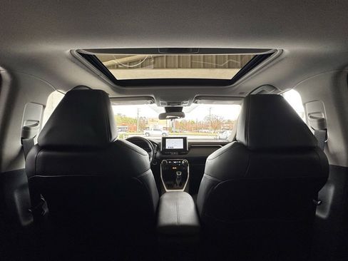 Used 2024 Toyota RAV4 XLE Premium image 17