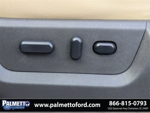 Used 2015 Ford F250 Lariat w/ Lariat Ultimate Package image 20