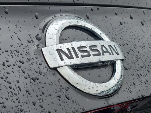 Used 2020 Nissan Rogue Sport SL AWD/4WD image 29