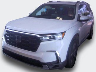 Used 2023 Honda Pilot Touring video 1