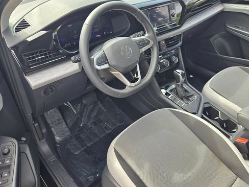 Certified 2024 Volkswagen Taos S FWD image 11