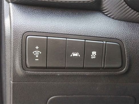 Used 2020 Hyundai Tucson SE w/ Cargo Package image 29