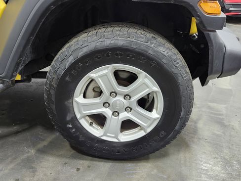 Used 2020 Jeep Wrangler Unlimited Sport S image 10