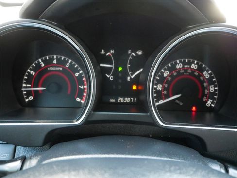 Used 2012 Toyota Highlander SE w/ Tow Pkg image 25