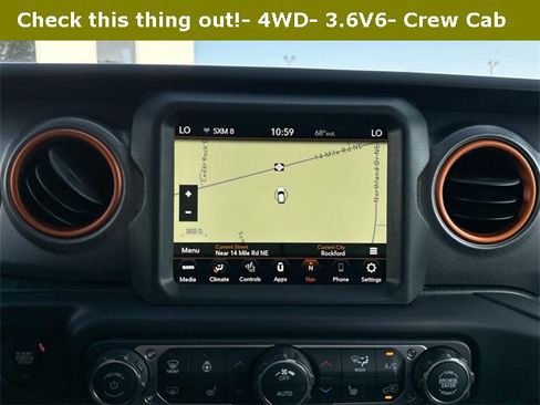 Used 2023 Jeep Gladiator Mojave w/ Cold Weather Group image 15