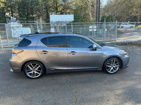 Used 2014 Lexus CT 200h w/ F Sport w/Nuluxe Interior image 4