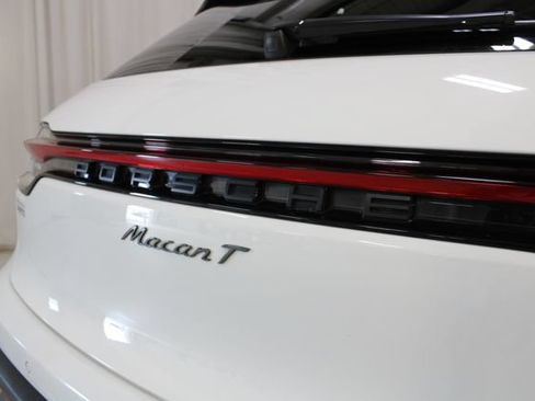 Used 2023 Porsche Macan Turbo AWD/4WD image 29