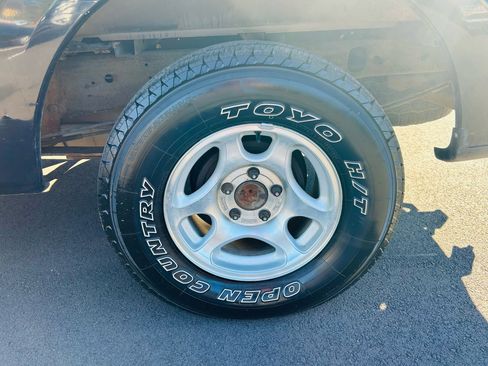 Used 1997 Ford F150 2WD SuperCab image 10