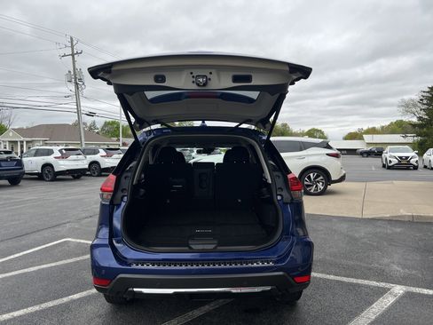 Used 2020 Nissan Rogue SV AWD/4WD image 7