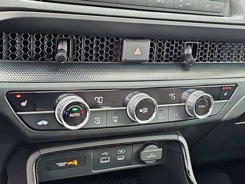 Used 2023 Honda CR-V Sport image 17