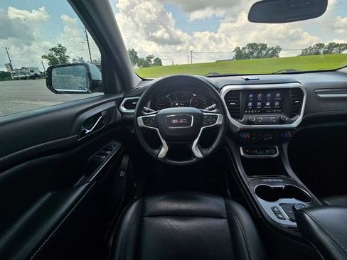 Used 2023 GMC Acadia SLT AWD/4WD image 13