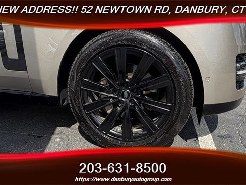 Used 2023 Land Rover Range Rover SE AWD/4WD image 10