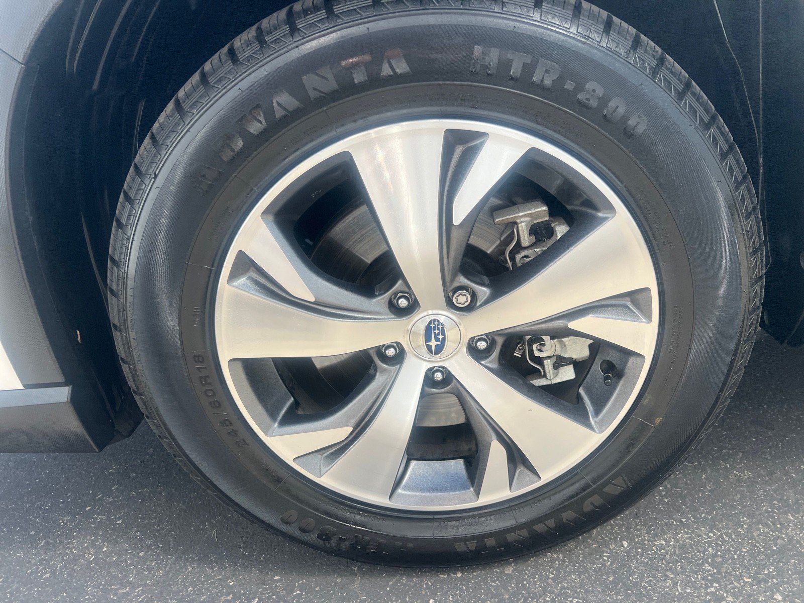 Certified 2023 Subaru Ascent Premium w/ Convenience Package AWD/4WD image 10
