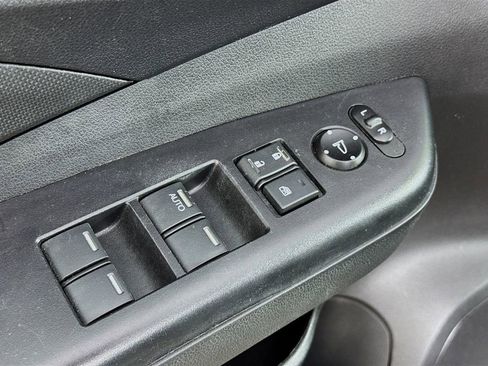 Used 2016 Honda CR-V SE image 16