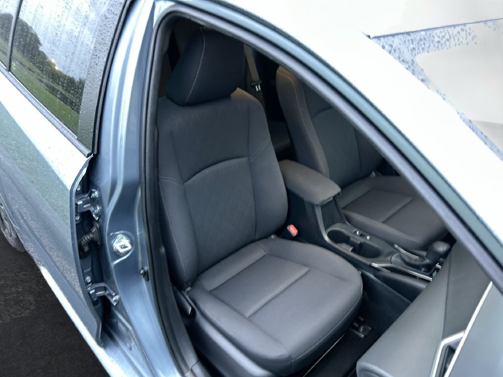 Used 2023 Toyota Corolla LE FWD image 30