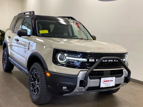 New 2025 Ford Bronco Sport Badlands w/ Sasquatch Badlands Package image 2