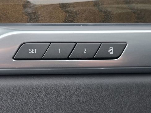 New 2026 Cadillac Escalade Platinum Sport w/ LPO, Floor Liner Package AWD/4WD image 19