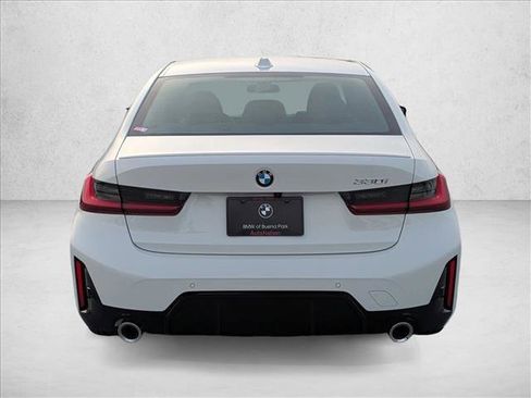 New 2026 BMW 330i Sedan w/ M Sport Package image 8