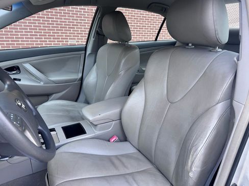 Used 2009 Toyota Camry image 18