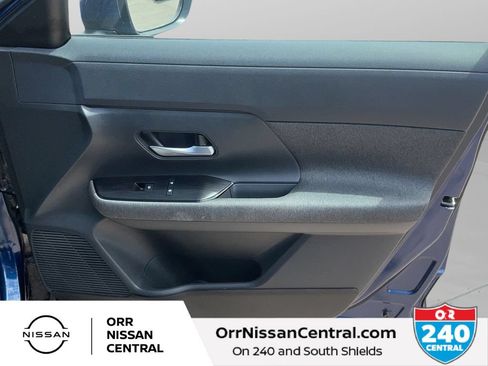 Used 2025 Nissan Kicks SV w/ Illumination Package AWD/4WD image 10