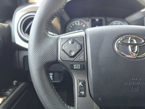 Used 2023 Toyota Tacoma TRD Sport w/ Technology Package AWD/4WD image 30