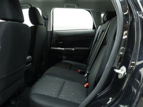 Used 2020 Mitsubishi Outlander Sport SE FWD image 28