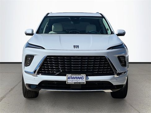 New 2026 Buick Enclave Avenir w/ Super Cruise Package image 2