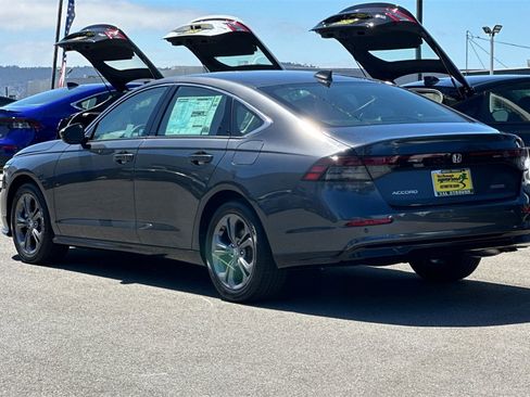 New 2025 Honda Accord EX-L image 5