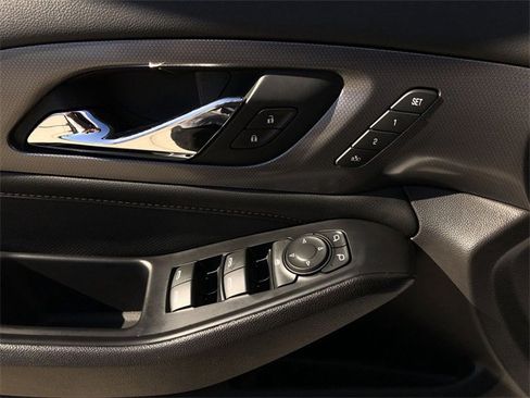 Used 2021 Chevrolet Traverse Premier w/ Redline Edition image 21