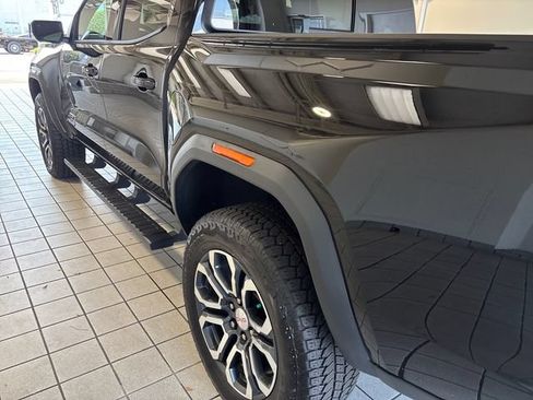 Used 2024 GMC Canyon AT4 w/ AT4 Premium Package AWD/4WD image 21