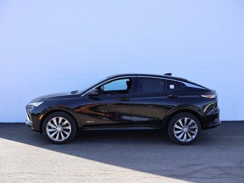 New 2026 Buick Envista Sport Touring FWD image 4