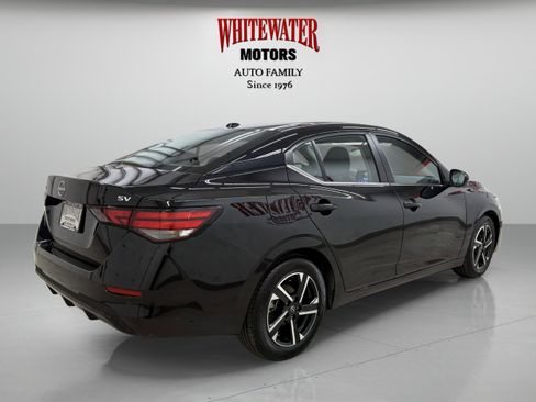Used 2024 Nissan Sentra SV image 4