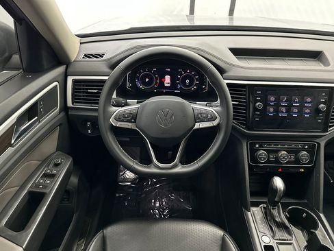 Used 2022 Volkswagen Atlas SE FWD image 25