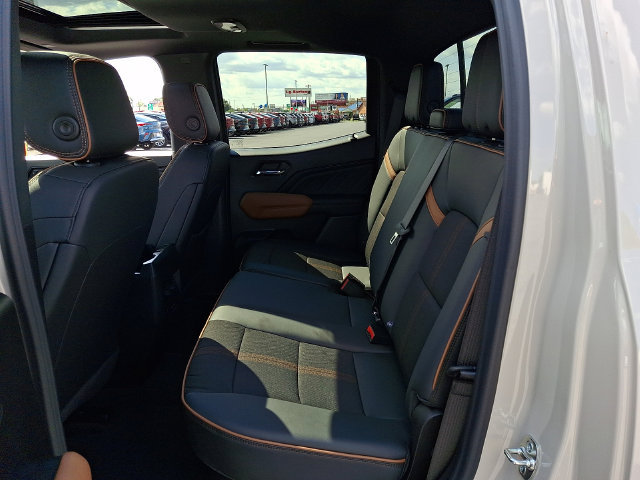 New 2026 GMC Canyon AT4 w/ Technology Plus Package AWD/4WD image 7
