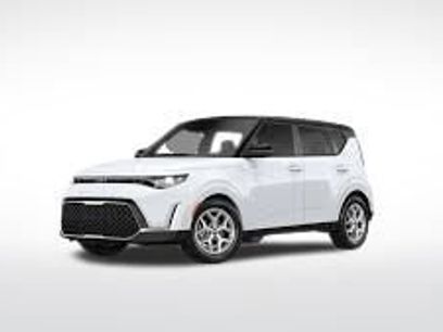 Used 2025 Kia Soul LX w/ LX Technology Package