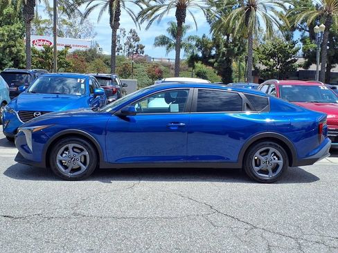 Certified 2025 Kia K4 FWD image 3