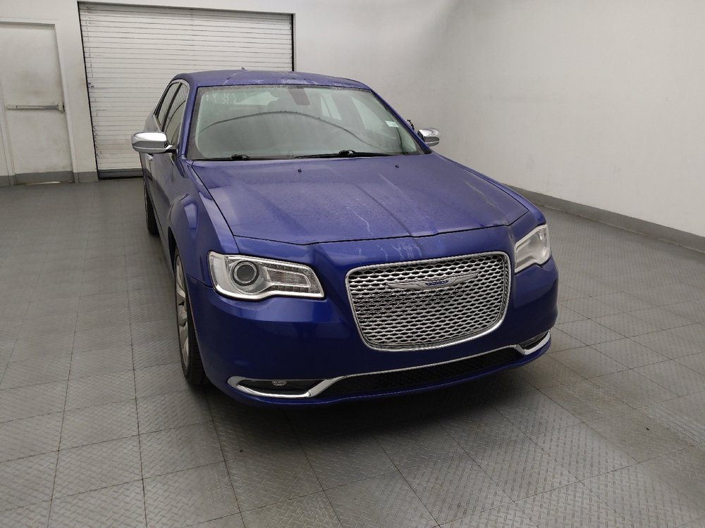 Used 2019 Chrysler 300 Limited RWD image 14