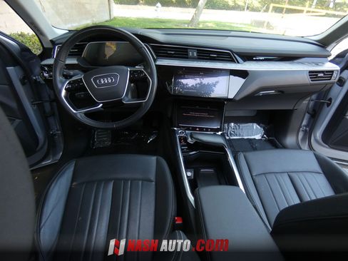 Used 2021 Audi e-tron Premium Plus AWD/4WD image 23