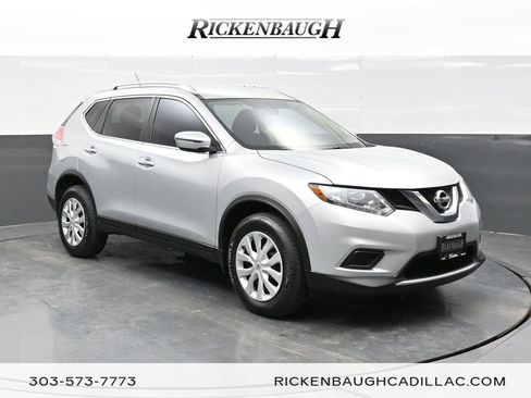 Used 2016 Nissan Rogue S w/ Appearance Package image 1