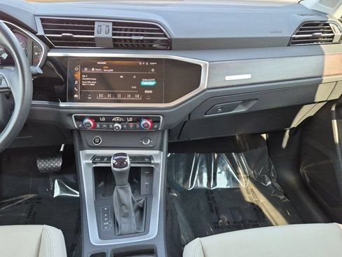 Used 2024 Audi Q3 2.0T Premium AWD/4WD image 14