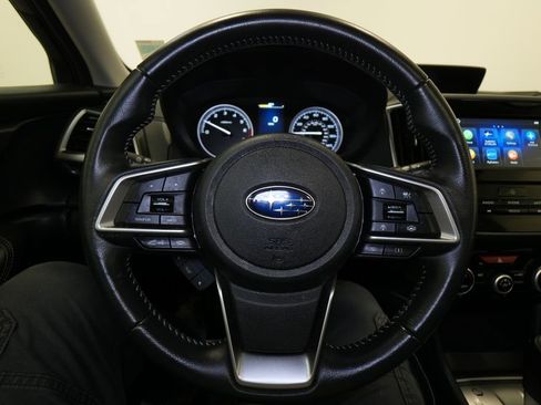 Used 2023 Subaru Forester Premium image 39