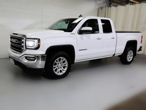 Certified 2019 GMC Sierra 1500 SLE w/ SLE Value Package AWD/4WD image 15