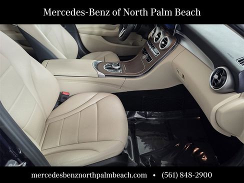Used 2020 Mercedes-Benz C 300 4MATIC Sedan image 30