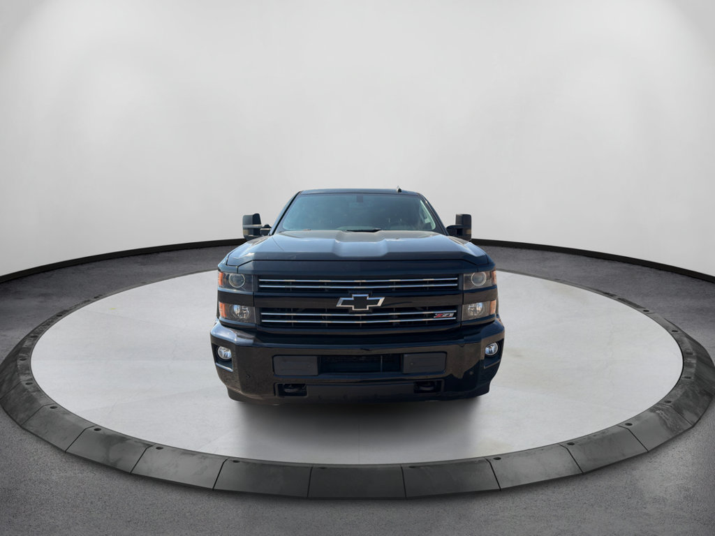 Used 2017 Chevrolet Silverado 2500 LTZ w/ Midnight Edition AWD/4WD image 2