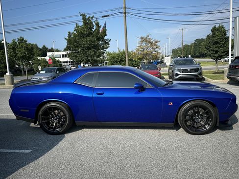 Certified 2022 Dodge Challenger R/T Scat Pack w/ Dynamics Package image 4