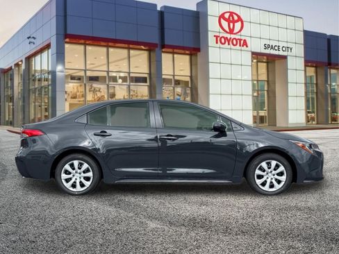 New 2026 Toyota Corolla LE FWD image 7