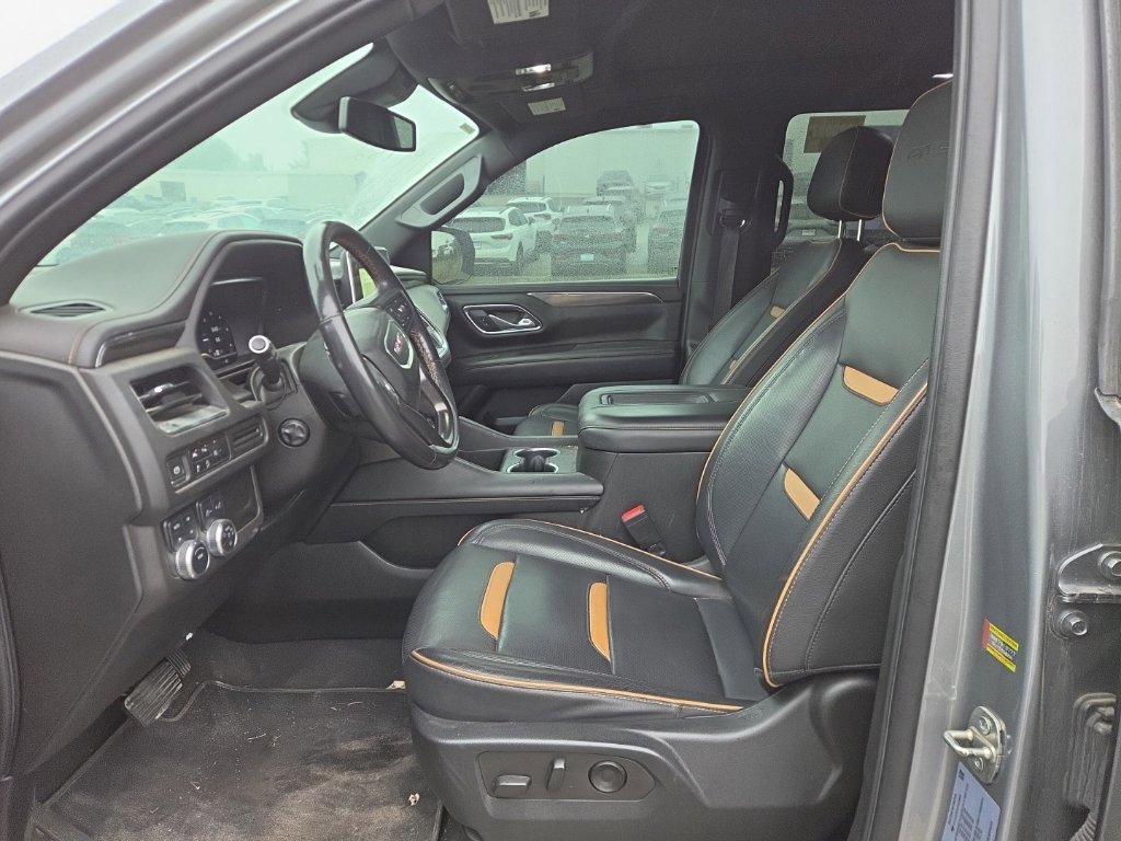 Used 2023 GMC Yukon AT4 AWD/4WD image 6