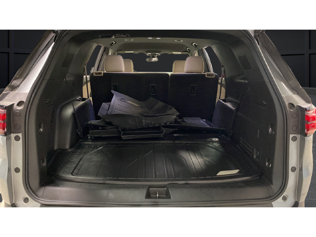 Used 2023 Chevrolet Traverse LS w/ Safety Package AWD/4WD image 26