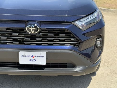 Used 2025 Toyota RAV4 XLE Premium FWD image 10