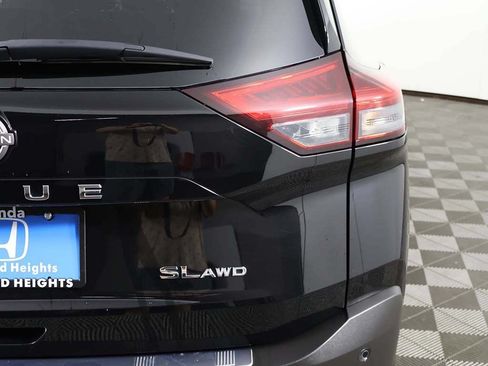 Used 2023 Nissan Rogue SL w/ SL Premium Package AWD/4WD image 17